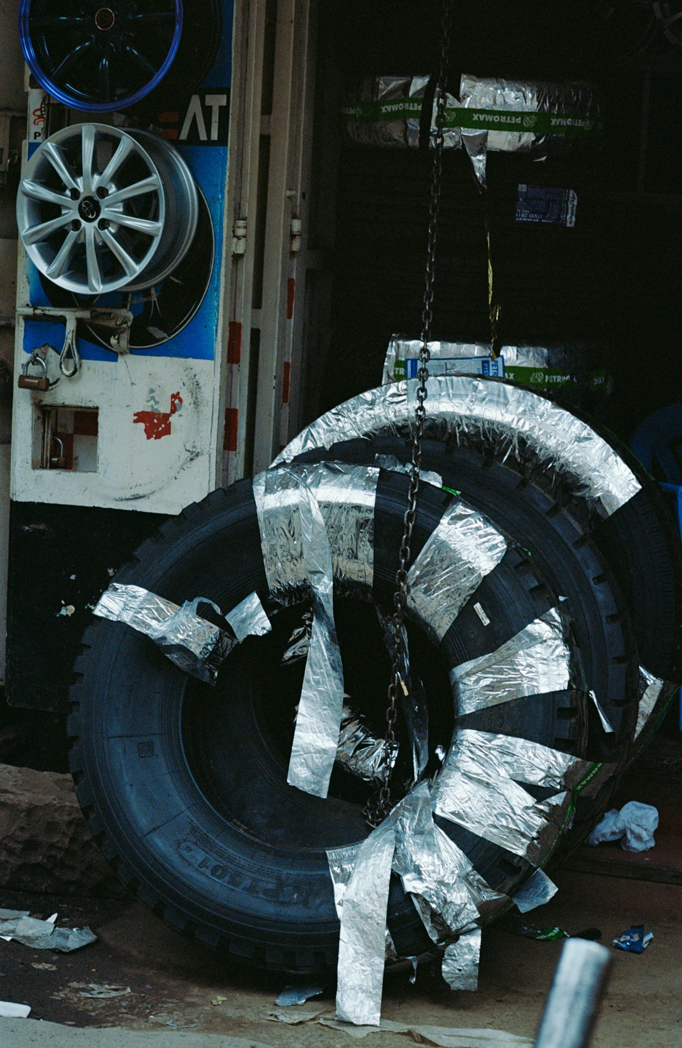 "Tire shop, Munyu road"